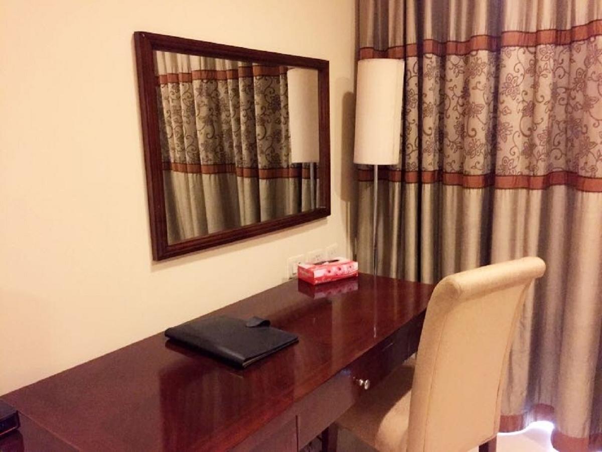Hotel Vista ニューデリー エクステリア 写真